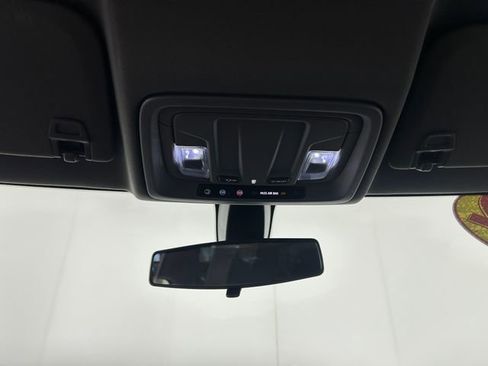 Used 2022 Chevrolet Silverado 1500 LT image 25