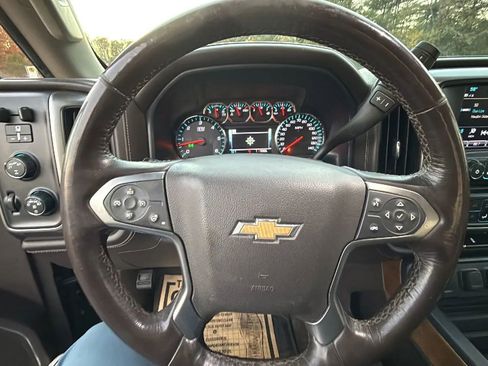 Used 2018 Chevrolet Silverado 1500 LTZ w/ LTZ Plus Package image 24