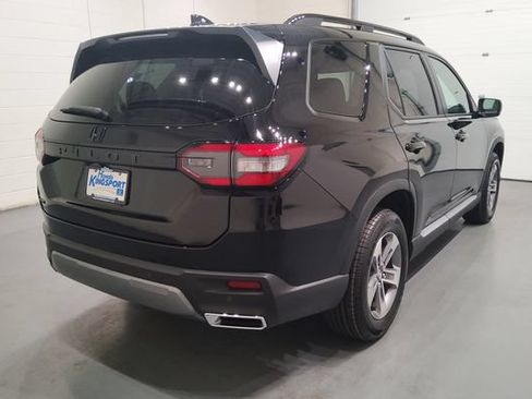 New 2026 Honda Pilot EX-L image 8