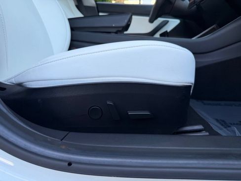 Used 2020 Tesla Model 3 Long Range AWD/4WD image 35