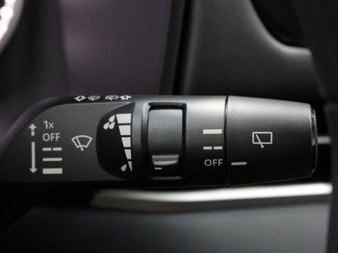 New 2025 Mitsubishi Outlander ES image 12