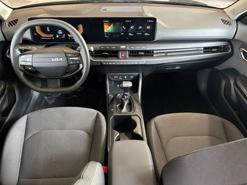 Used 2025 Kia K4 LXS FWD image 32