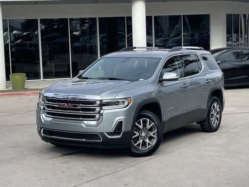 Certified 2023 GMC Acadia SLE w/ Driver Convenience Package image 9