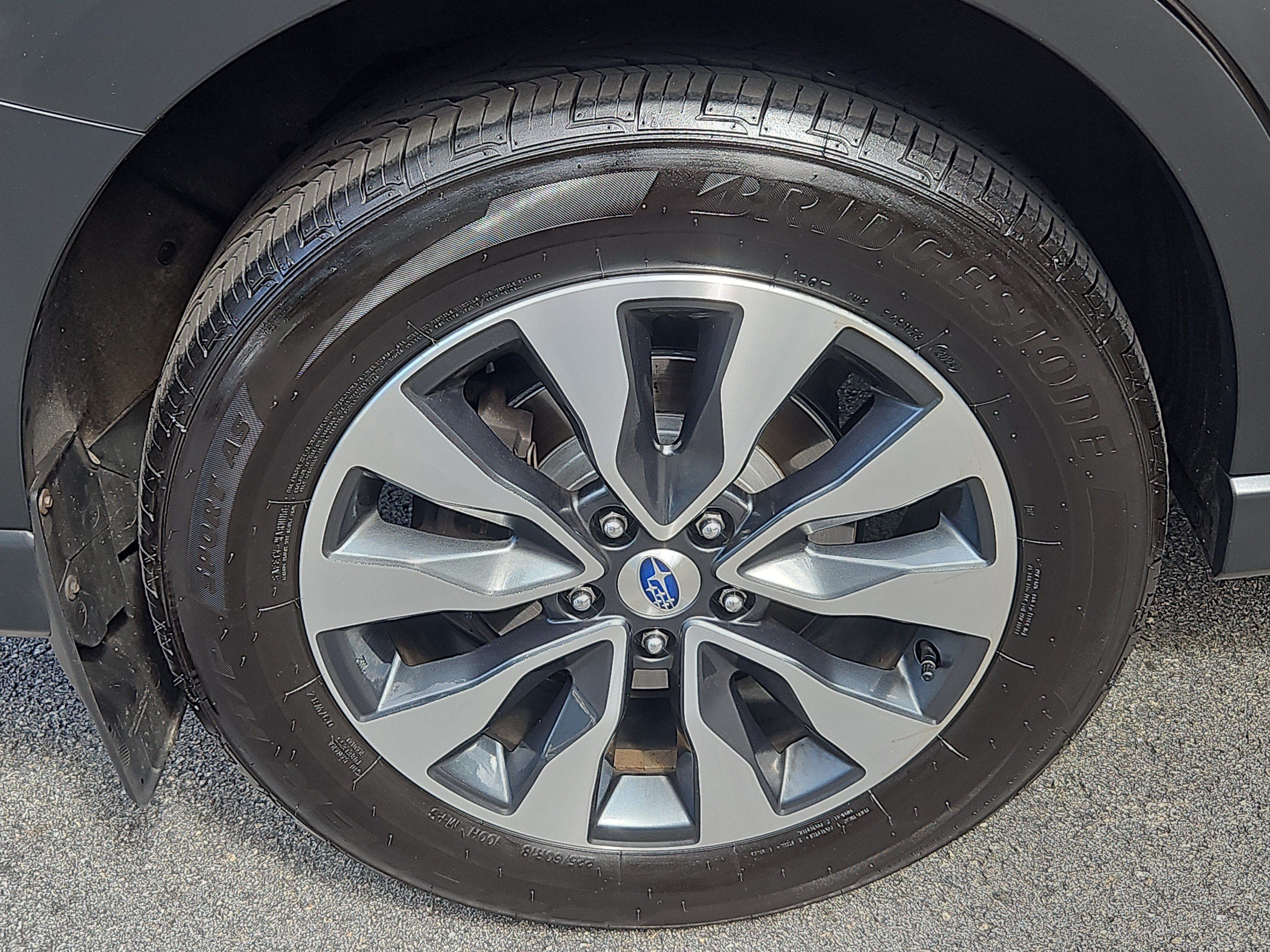 Used 2023 Subaru Outback Limited AWD/4WD image 32