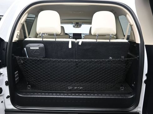 Used 2023 Lexus GX 460 Premium AWD/4WD image 35
