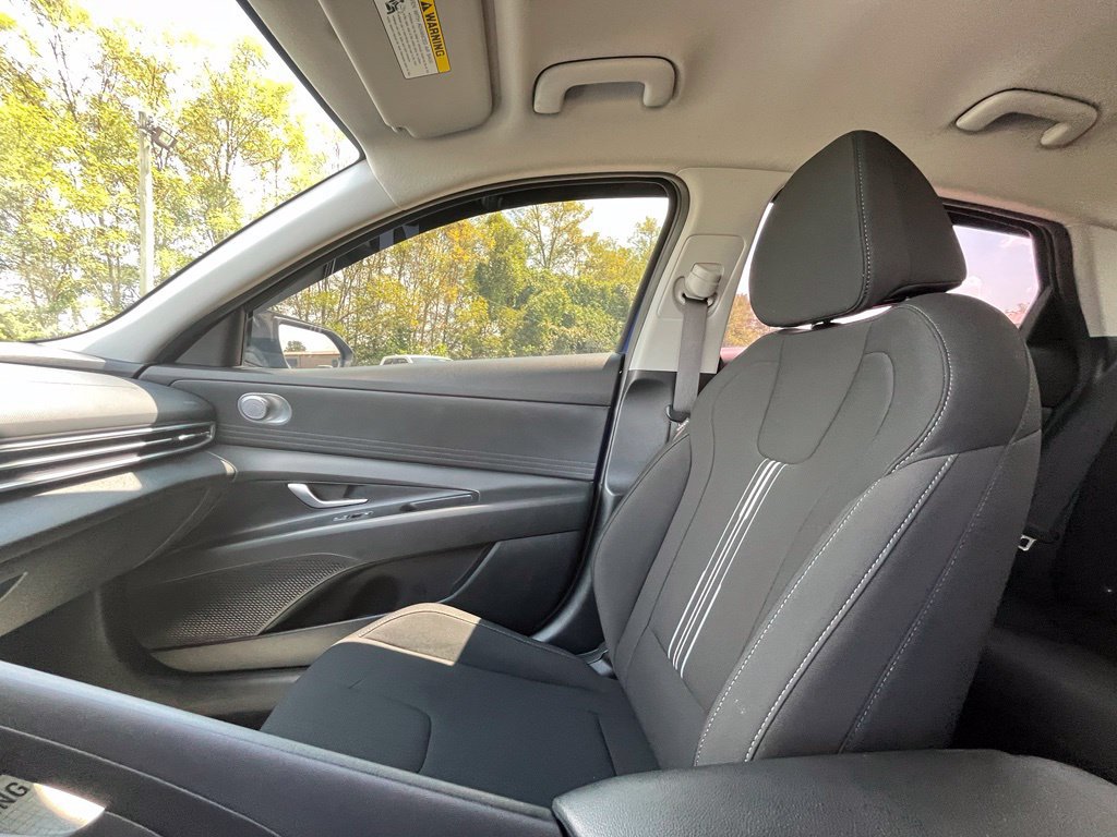 Used 2023 Hyundai Elantra SEL FWD image 24