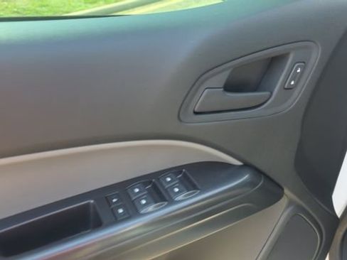 Used 2021 GMC Canyon Elevation Standard w/ Convenience Package RWD image 11