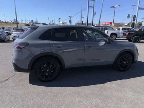 Used 2025 Honda HR-V Sport image 10