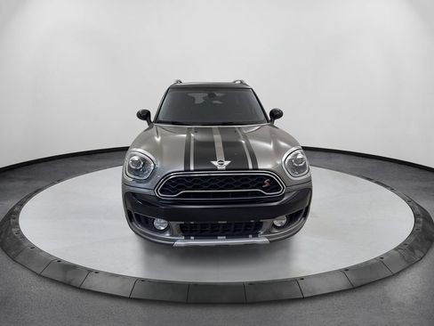 Used 2018 MINI Cooper Countryman S FWD image 2