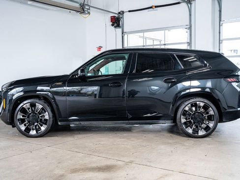 Used 2023 BMW XM Base image 8