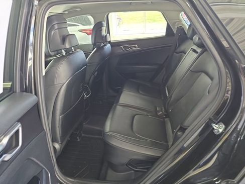 Used 2023 Kia Sportage EX image 10