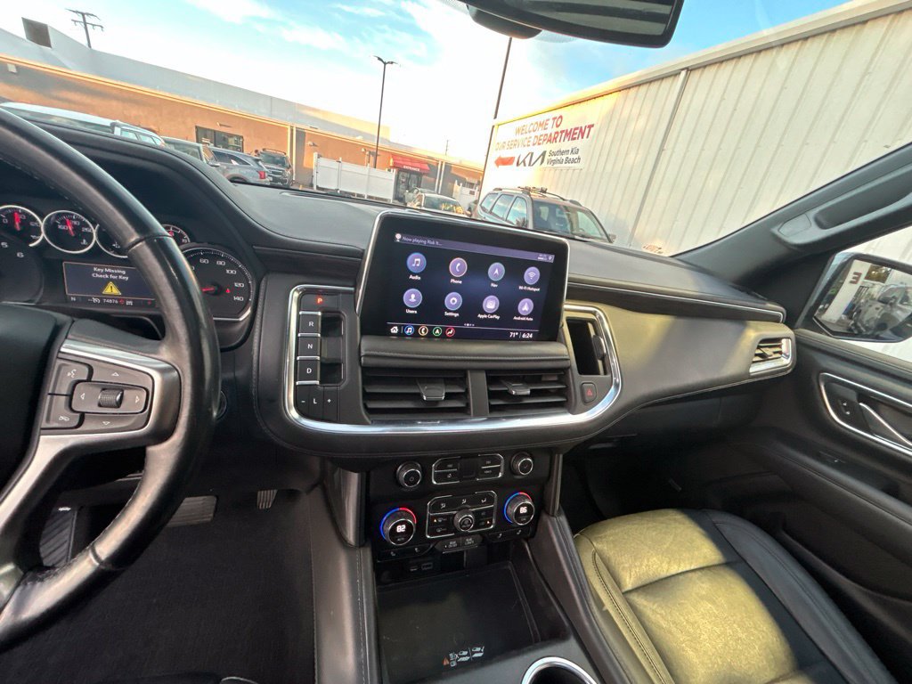 Used 2021 Chevrolet Tahoe Z71 w/ Luxury Package AWD/4WD image 14