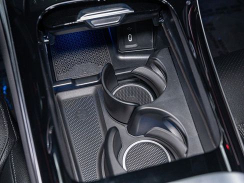 New 2025 Mercedes-Benz GLC 300 image 22