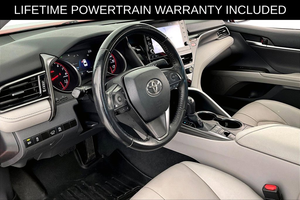 Used 2022 Toyota Camry XSE FWD image 16