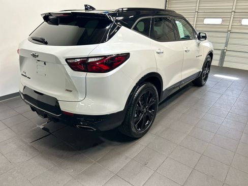 Used 2022 Chevrolet Blazer RS w/ Enhanced Convenience Package AWD/4WD image 3
