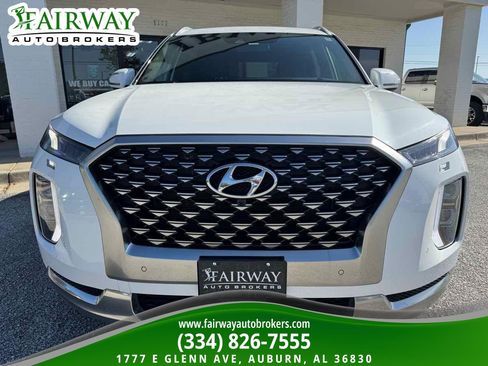 Used 2022 Hyundai Palisade Calligraphy FWD image 3