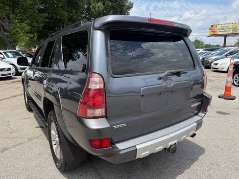Used 2003 Toyota 4Runner SR5 AWD/4WD image 4