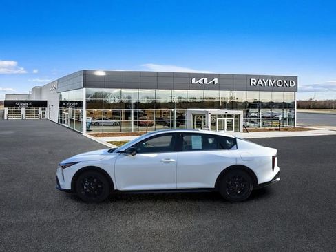Certified 2025 Kia K4 GT-Line Turbo FWD image 6