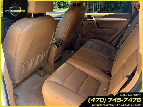 Used 2009 Porsche Cayenne image 18