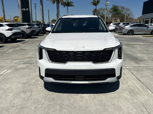 New 2026 Kia Sorento LX FWD image 3