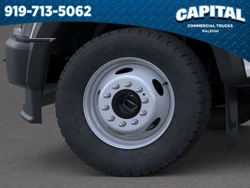 New 2026 Ford F550 4x4 Supercab Super Duty image 19