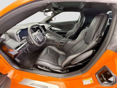 Used 2022 Chevrolet Corvette Stingray Coupe w/ 1LT RWD image 10