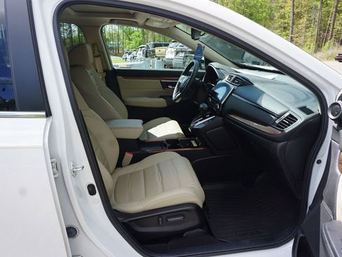 Used 2021 Honda CR-V Touring image 17