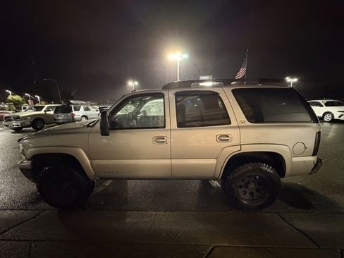 Used 2004 Chevrolet Tahoe Z71 w/ Z71 Preferred Equipment Group image 8