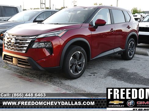 Used 2025 Nissan Rogue SV FWD image 3