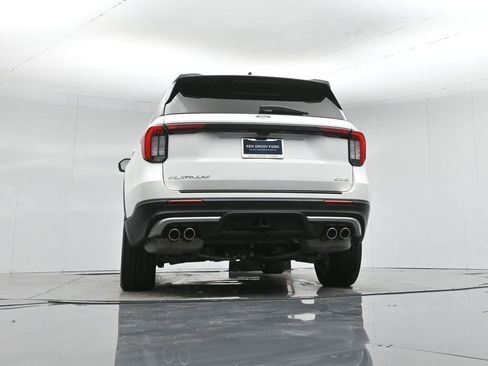 Certified 2025 Ford Explorer Platinum w/ Ultimate Package image 59