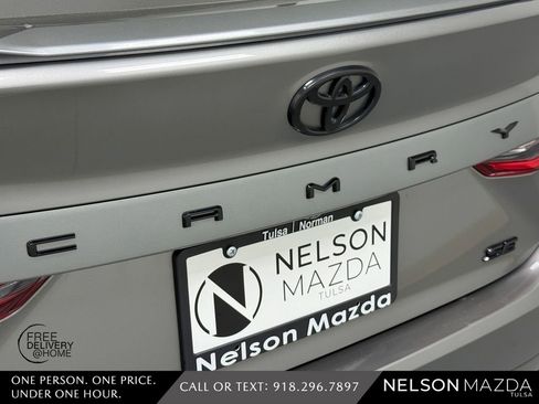 Used 2025 Toyota Camry SE w/ Convenience Package FWD image 16