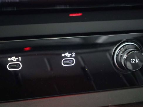 New 2025 Audi Q5 Premium Plus image 32