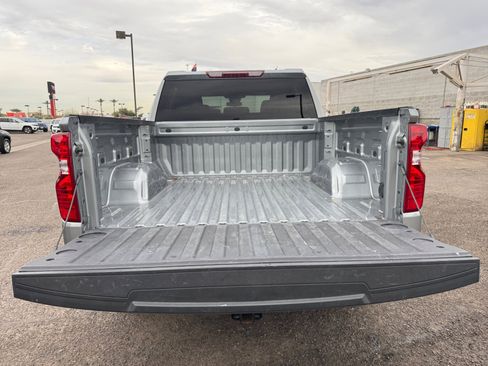 Used 2025 Chevrolet Silverado 1500 LT image 16