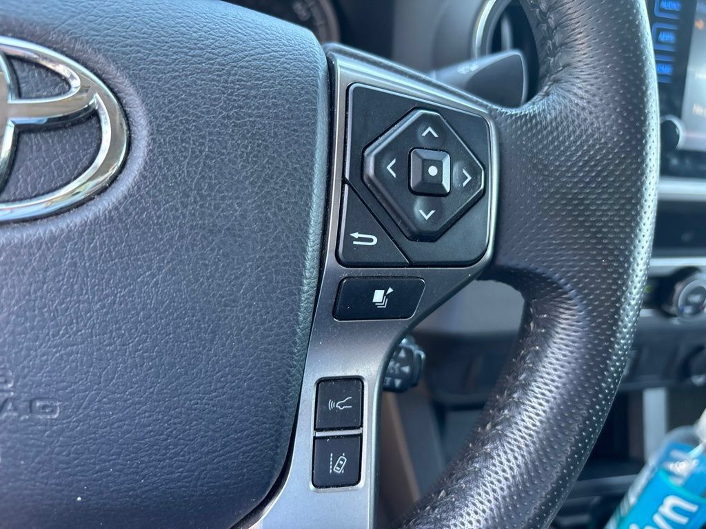 Used 2019 Toyota Tacoma SR5 RWD image 18