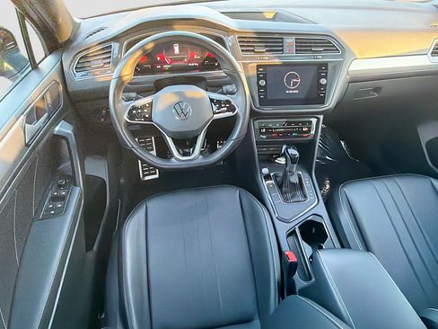 Used 2022 Volkswagen Tiguan SE R-Line FWD image 15
