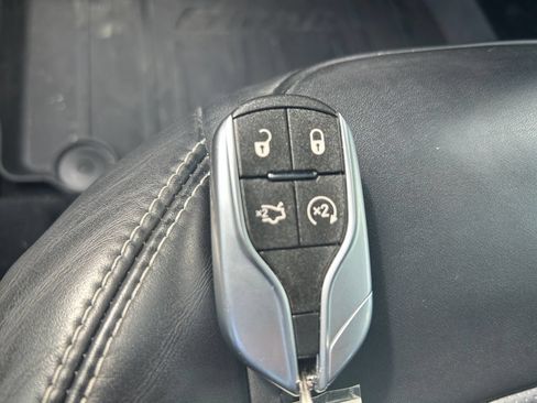 Used 2022 Maserati Ghibli Modena Q4 AWD/4WD image 34