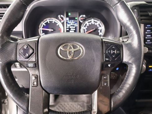 Used 2023 Toyota 4Runner TRD Off-Road Premium w/ Moonroof Package AWD/4WD image 3