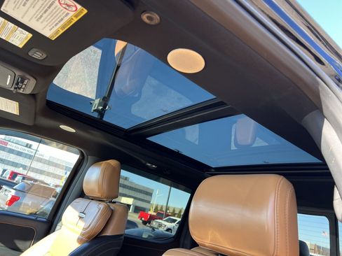 Used 2024 Ford F450 Platinum w/ FX4 Off-Road Package image 24