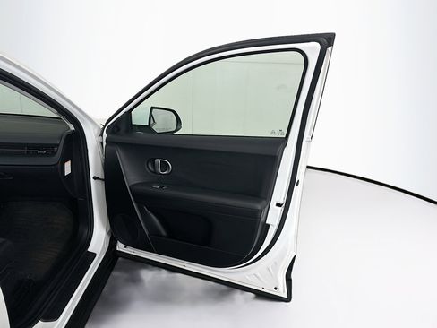 Used 2024 Hyundai Ioniq 5 SE RWD image 33