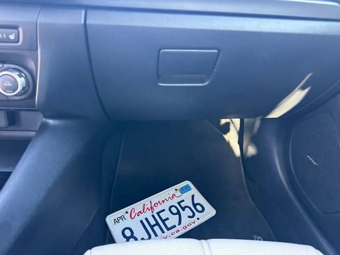 Used 2018 MAZDA MAZDA3 Grand Touring w/ Premium Equipment Package image 20