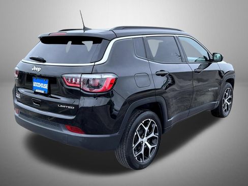 Used 2024 Jeep Compass Limited AWD/4WD image 6