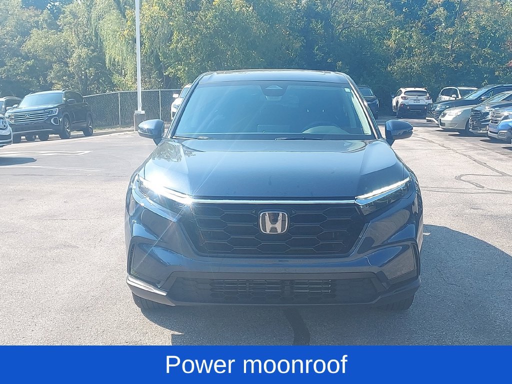Used 2025 Honda CR-V EX image 2