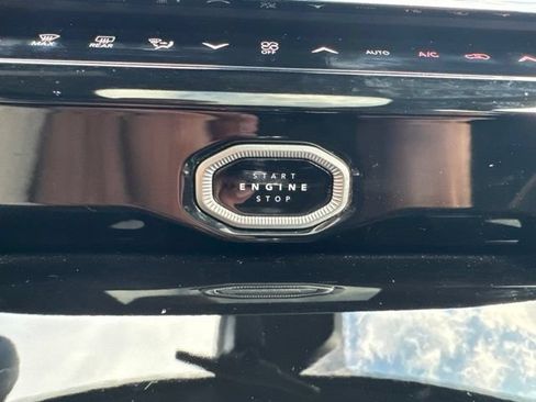 Certified 2026 Jeep Grand Cherokee Limited w/ Limited Altitude Package AWD/4WD image 17