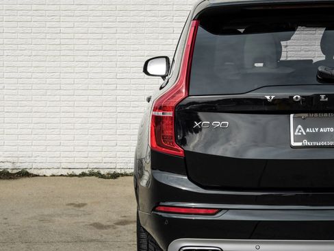 Used 2020 Volvo XC90 T5 Momentum image 54