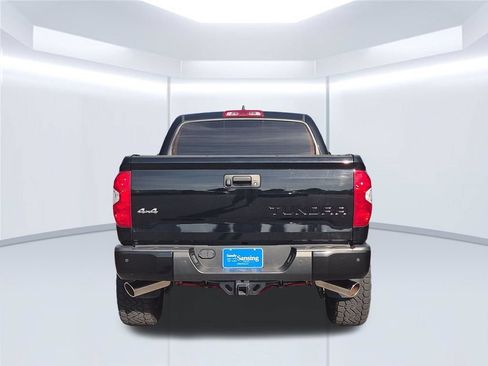 Used 2021 Toyota Tundra Limited w/ Limited Premium Package AWD/4WD image 5