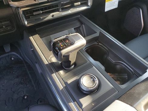 New 2026 GMC Hummer EV SUV AWD/4WD image 24