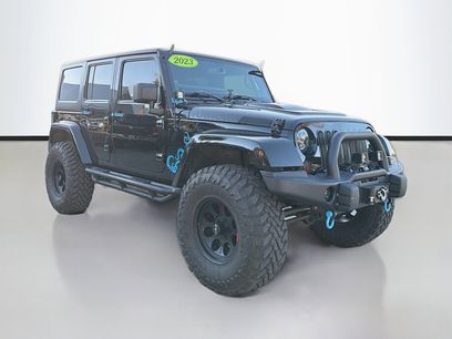 Used 2013 Jeep Wrangler Unlimited Rubicon w/ Connectivity Group