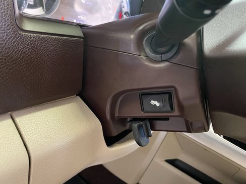 Used 2016 RAM 1500 Laramie w/ Convenience Group RWD image 6
