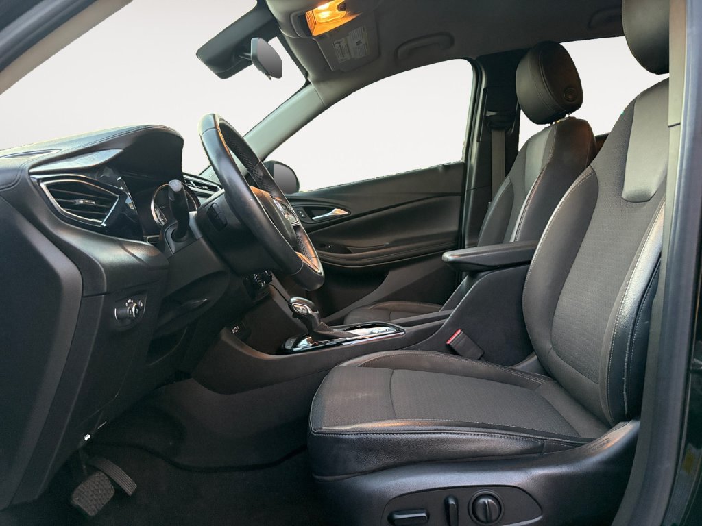 Used 2020 Buick Encore GX Select FWD image 9