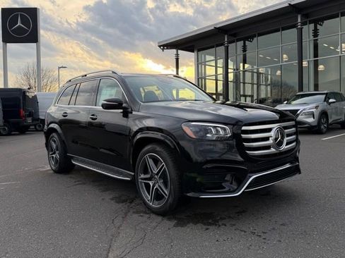 New 2026 Mercedes-Benz GLS 450 4MATIC image 1